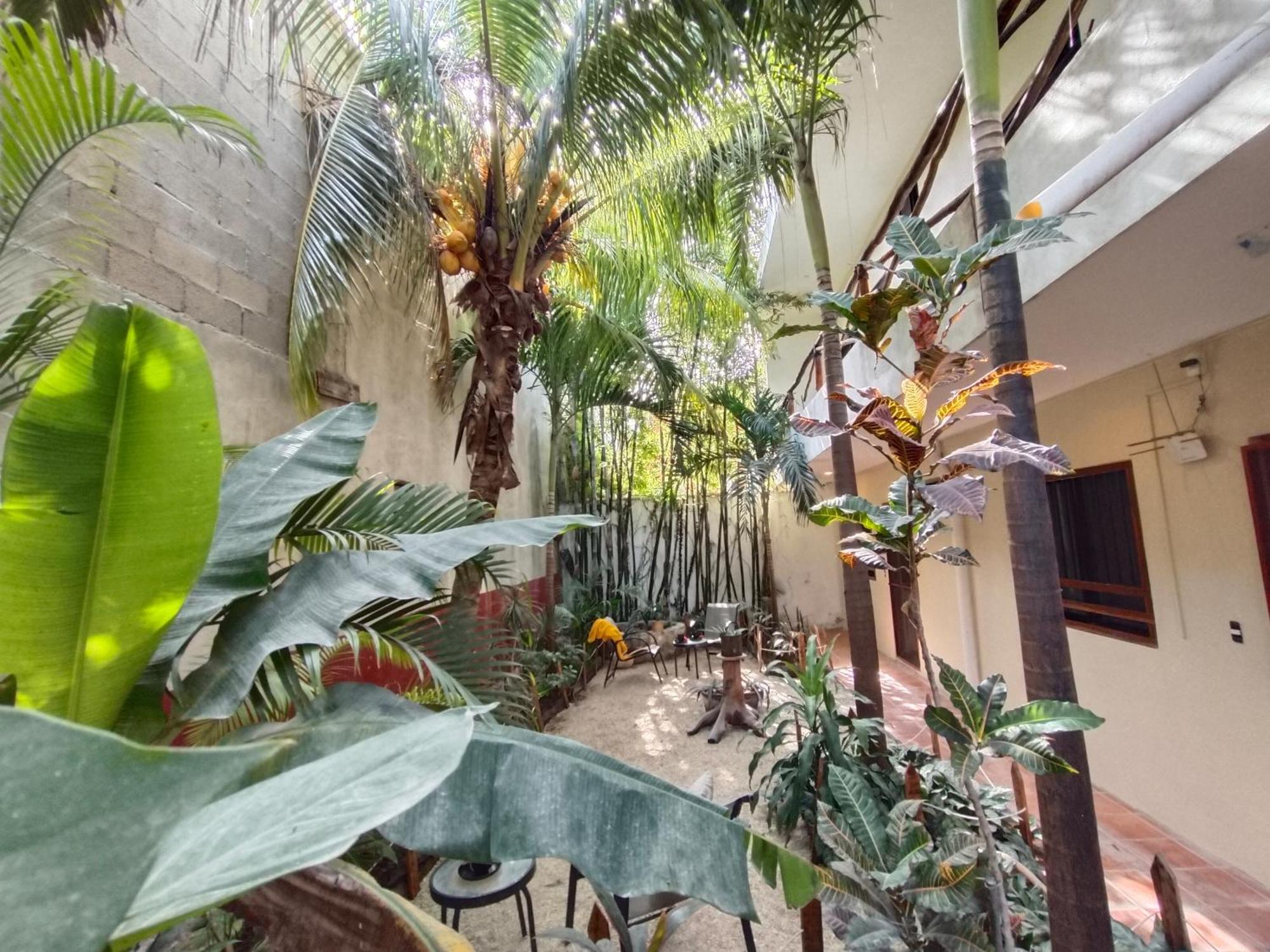 Casa Lupita Hotel Tulum Exterior photo