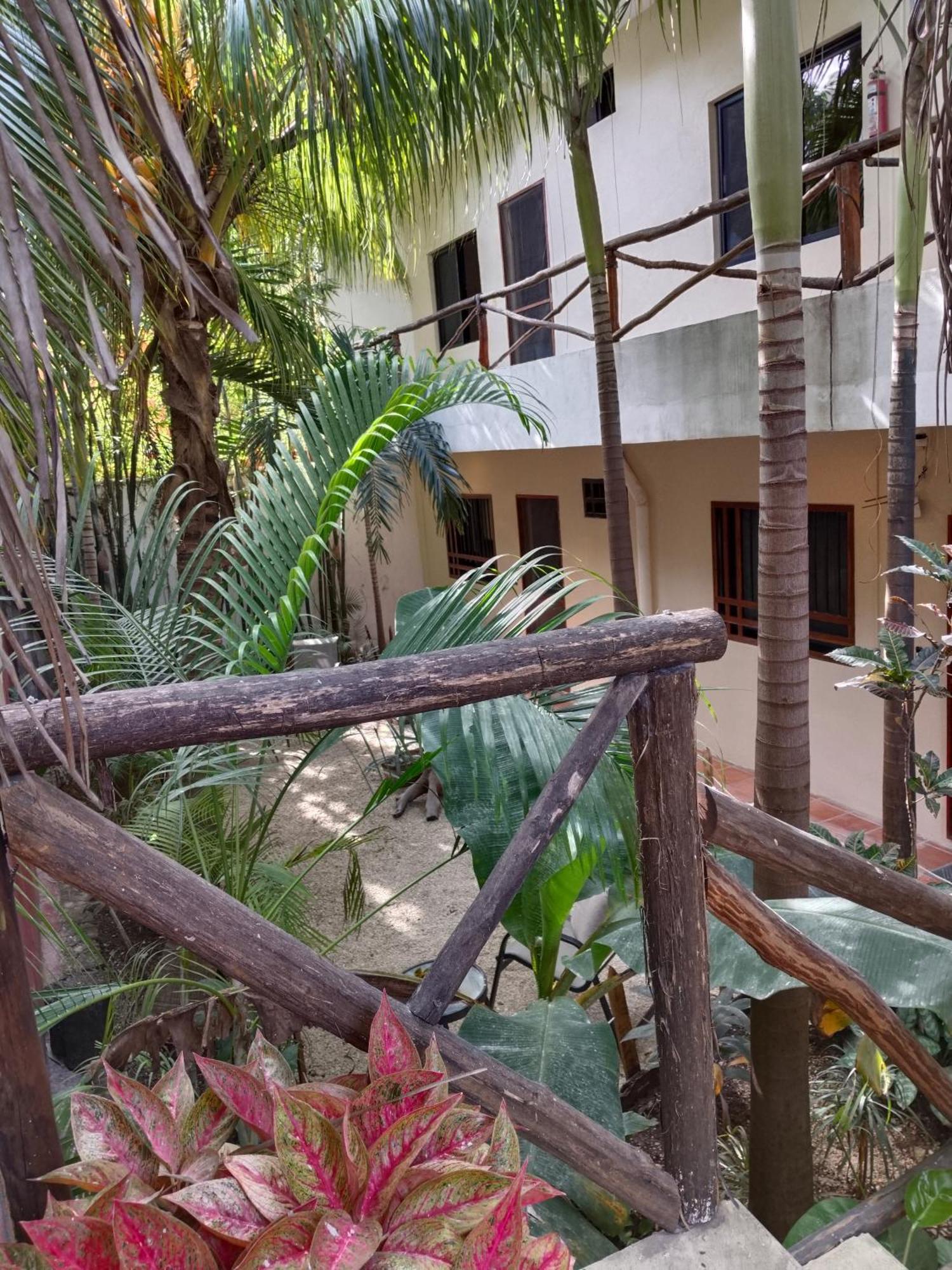 Casa Lupita Hotel Tulum Exterior photo